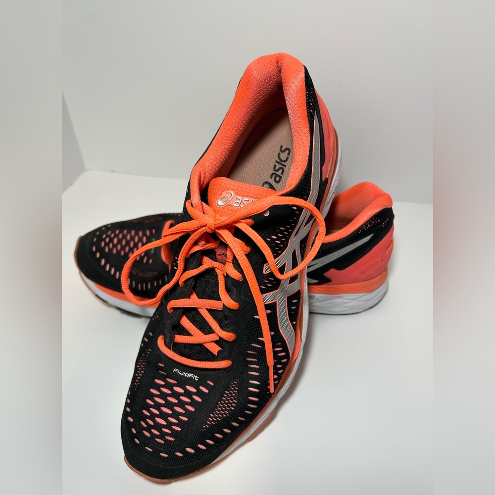 ASICS Gel-Kayano 23 women’s shoes, size 12.5